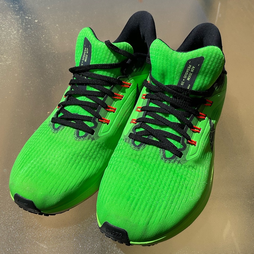 Nike Air Zoom Pegasus 39 Ekiden Scream Green. In Excellent Condition. Men’s 10.